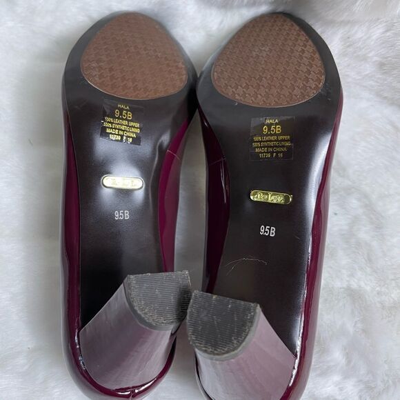 Lauren Ralph Lauren Hala patent leather Burgundy heels size 9.5B - Picture 9 of 10